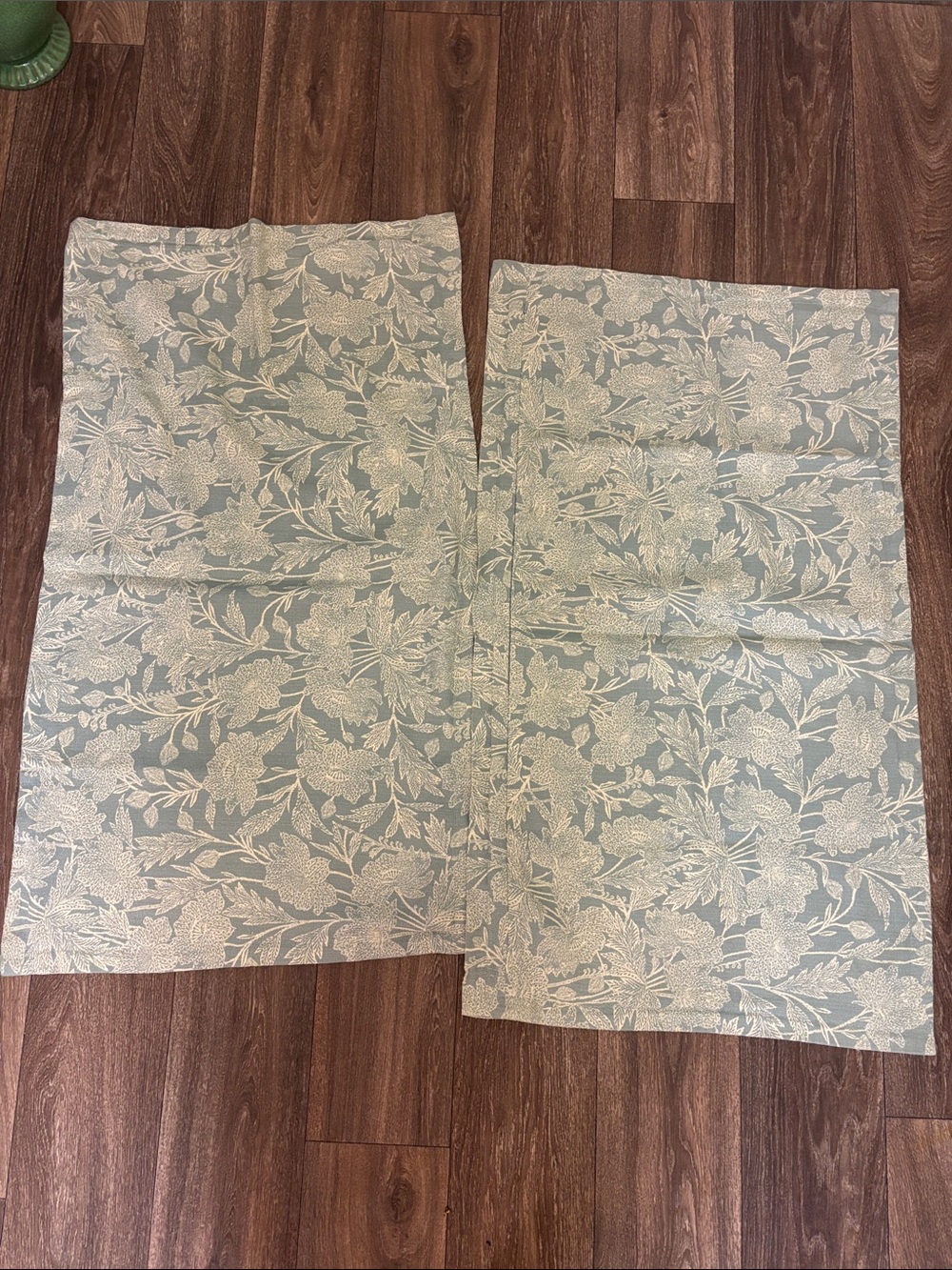 Sigrid Olsen Home linen 100% Cotton King Floral Jacquard Pillow Sham